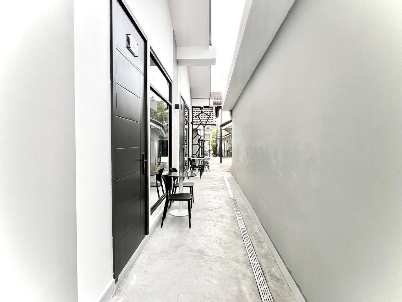 Sandy Clay Bungalows Сиханоуквил Екстериор снимка